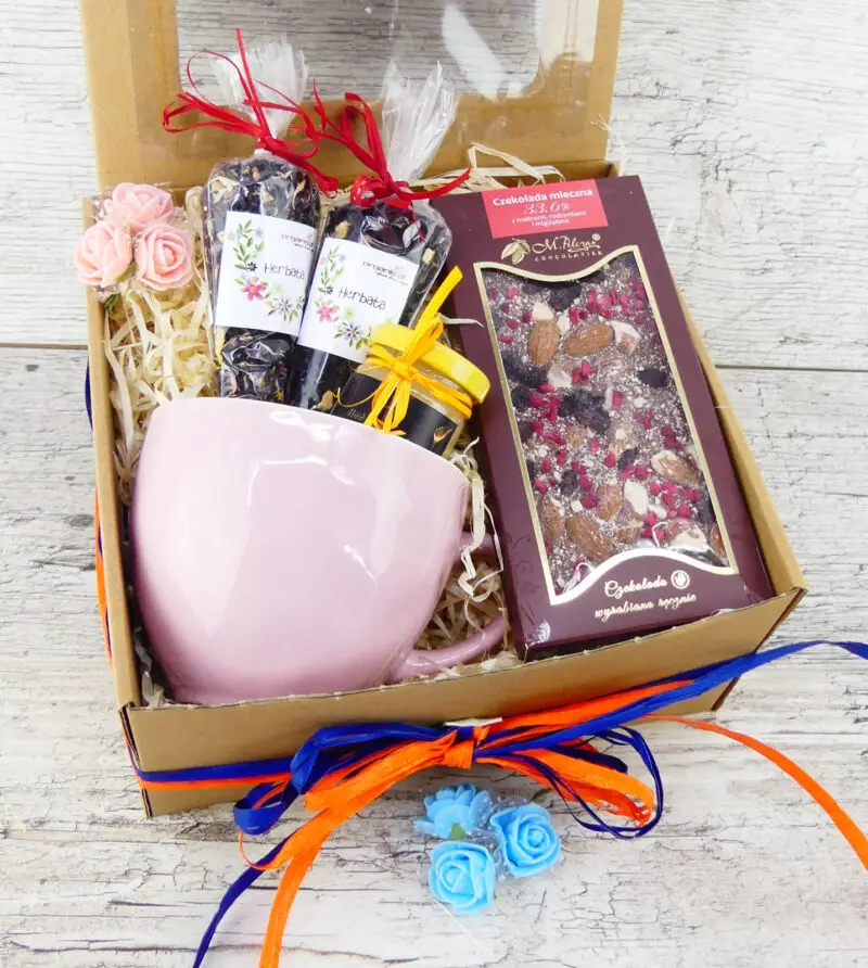 Kosz prezentowy - ROZGRZEWAJĄCY KUBEK - obrazek 4