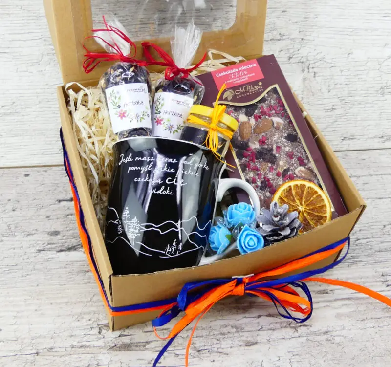 Kosz prezentowy - ROZGRZEWAJĄCY KUBEK - obrazek 10