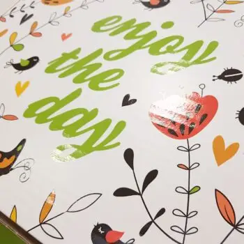 Karton Pudełko podarunkowe z delikatnym nadrukiem "Enjoy the day" - obrazek 3